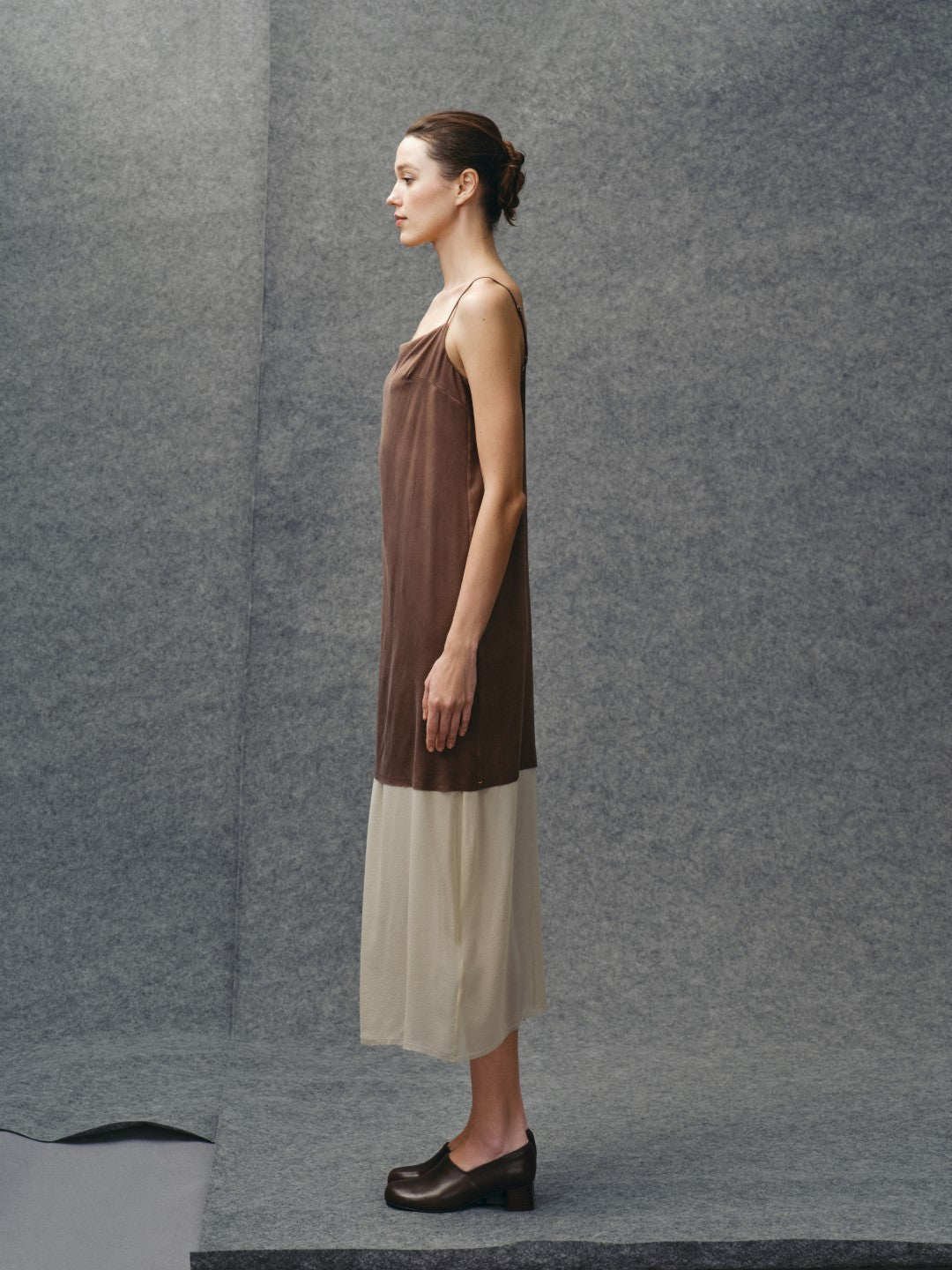 Oud Dress