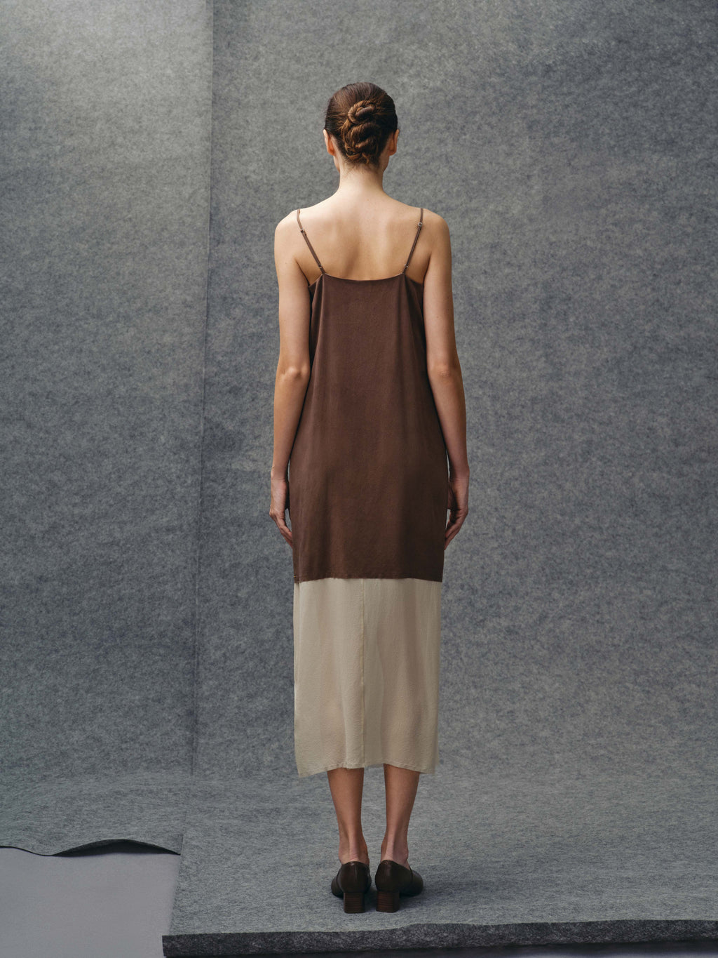 Oud Dress