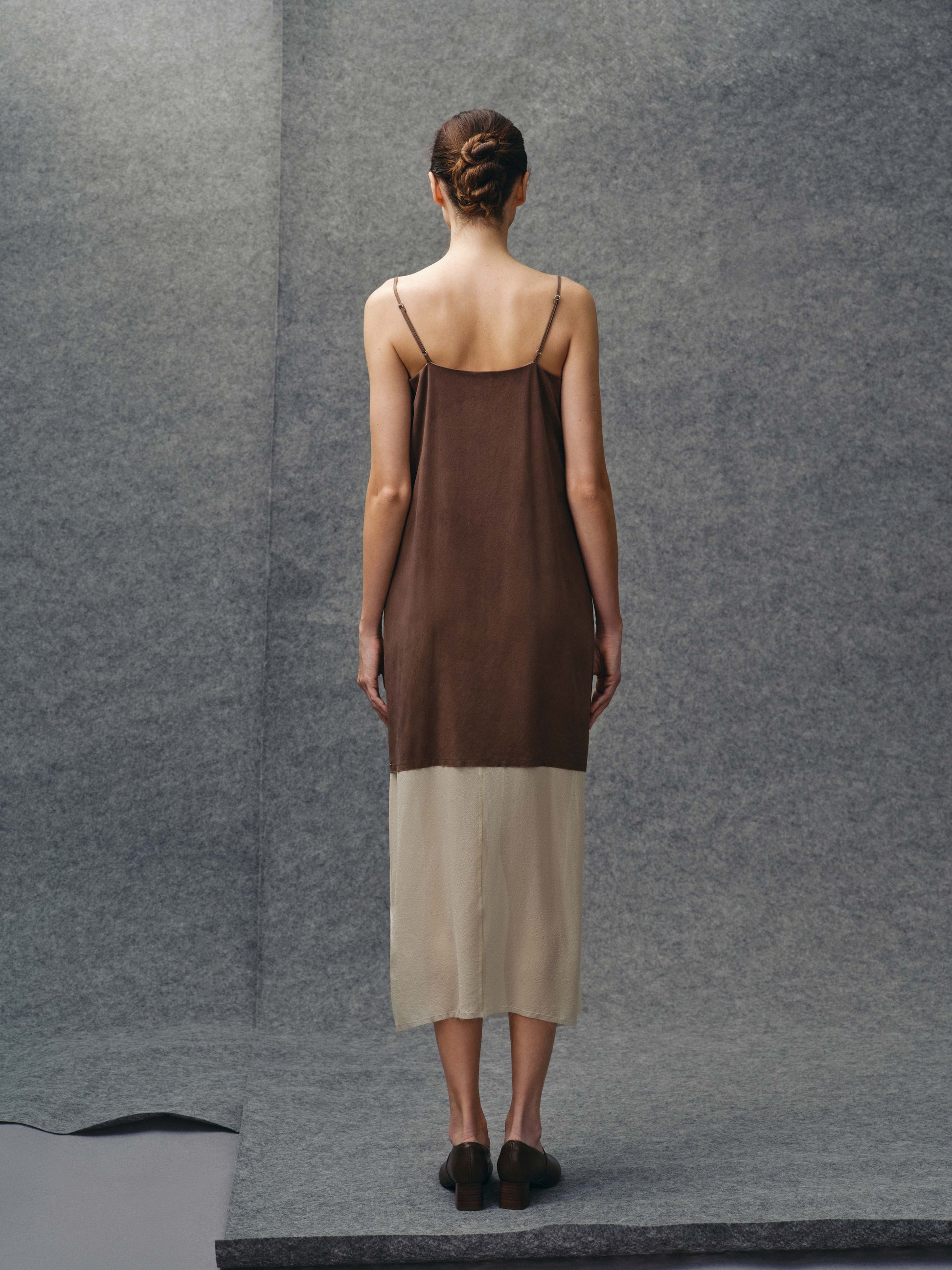 Oud Dress