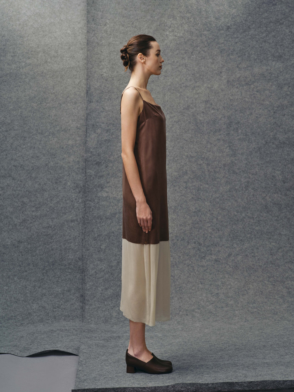 Oud Dress